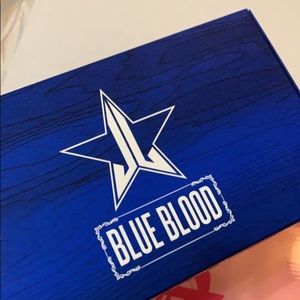 Jeffree Star Cosmetics blue blood palette